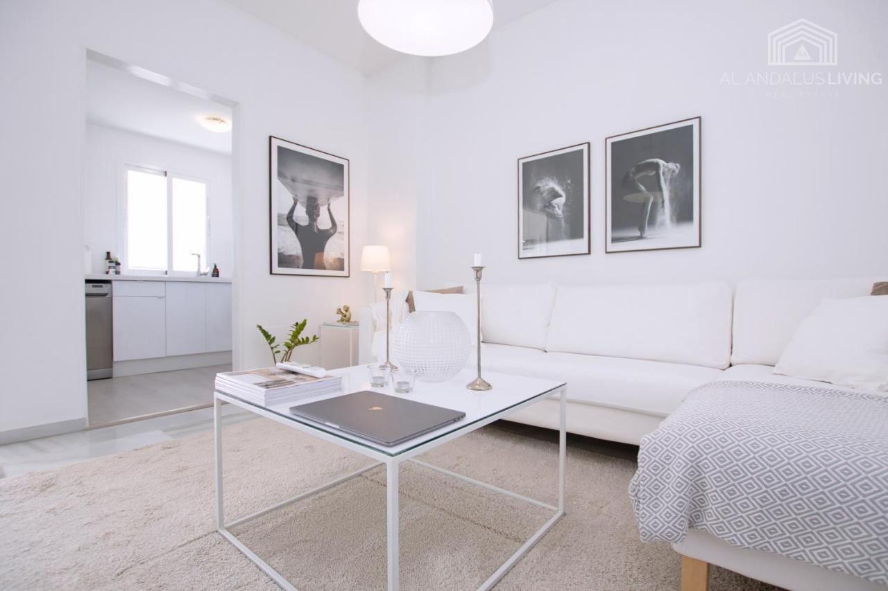 Scandinavian Style Apartment With Amazing Sea Views And South West Facing Sunny Terrace In Miraflores Walking Distance To The Beach! Málaga Eksteriør billede
