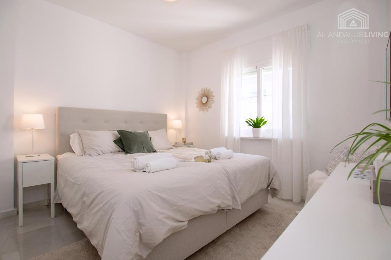 Scandinavian Style Apartment With Amazing Sea Views And South West Facing Sunny Terrace In Miraflores Walking Distance To The Beach! Málaga Eksteriør billede